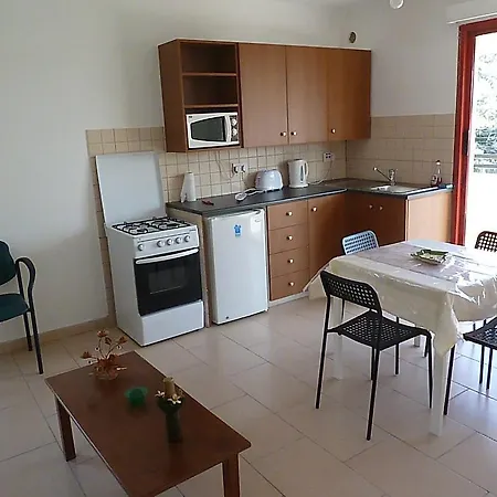 Apartament Valentinos Court Pafos