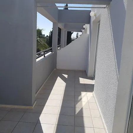 Valentinos Court Apartament Pafos