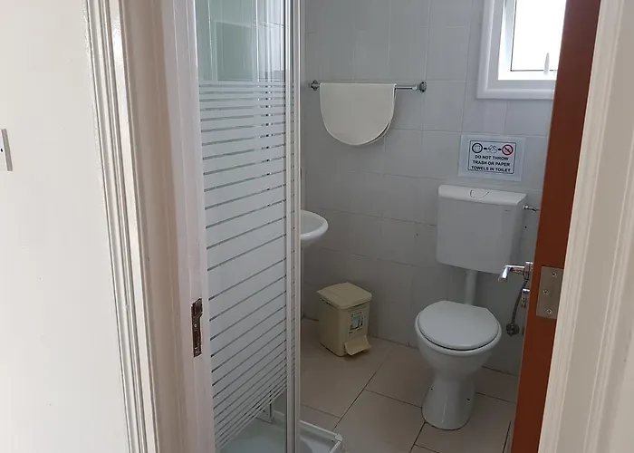 Valentinos Court * Paphos