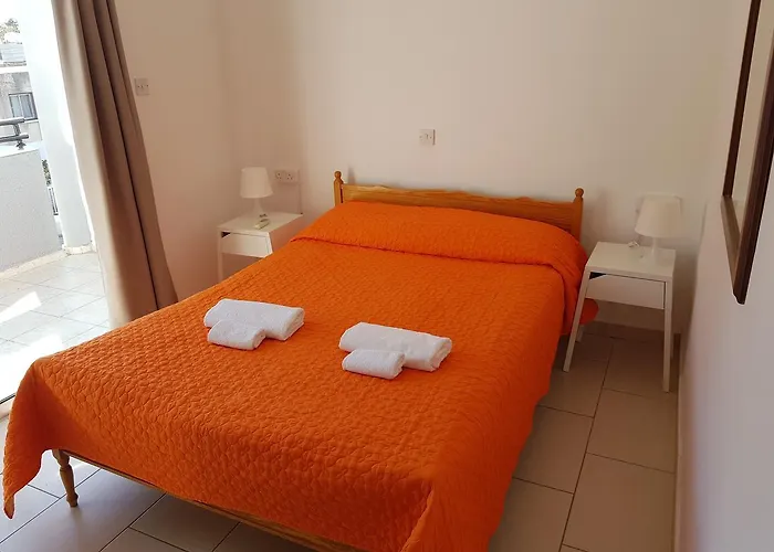 Valentinos Court Lejlighed *