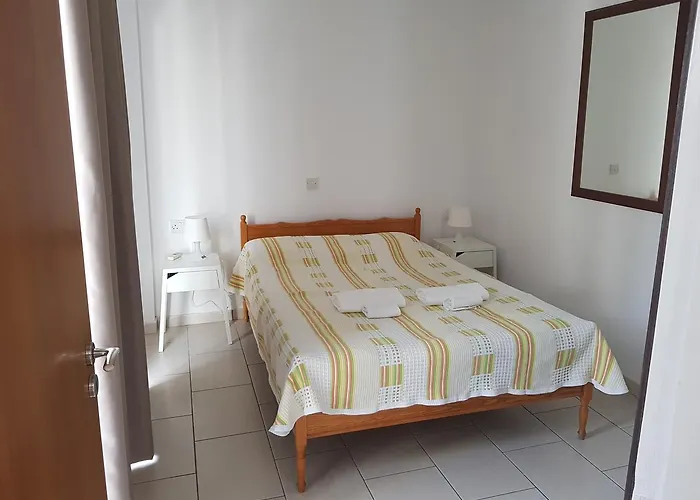 Lejlighed Valentinos Court *