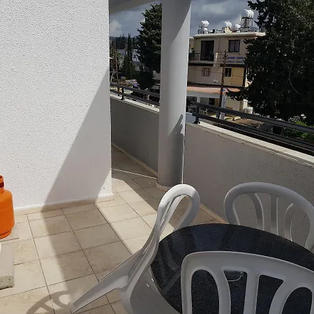 Valentinos Court Apartamento Pafos